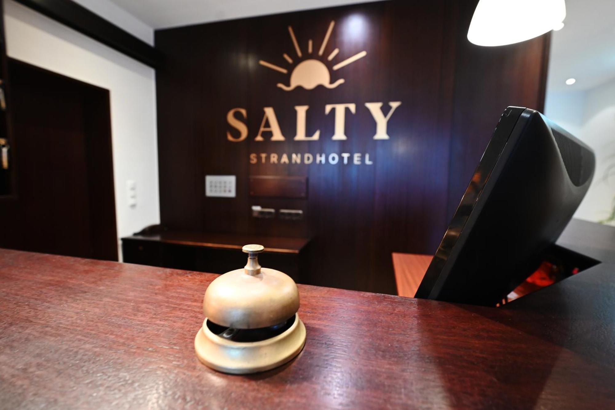 Strandhotel Salty บือซุม ห้อง รูปภาพ