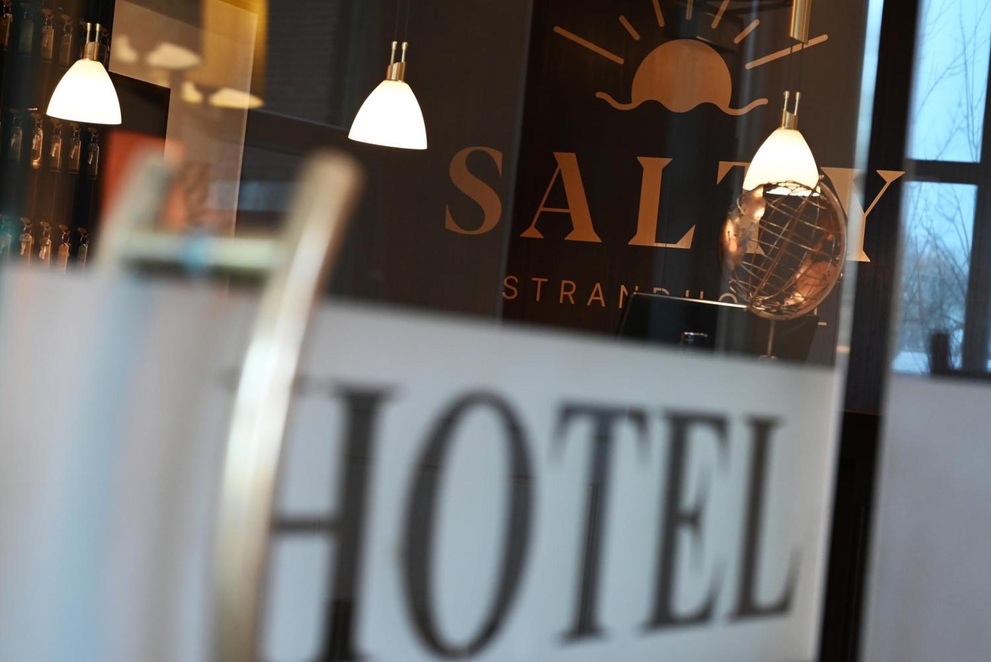 Strandhotel Salty บือซุม ห้อง รูปภาพ