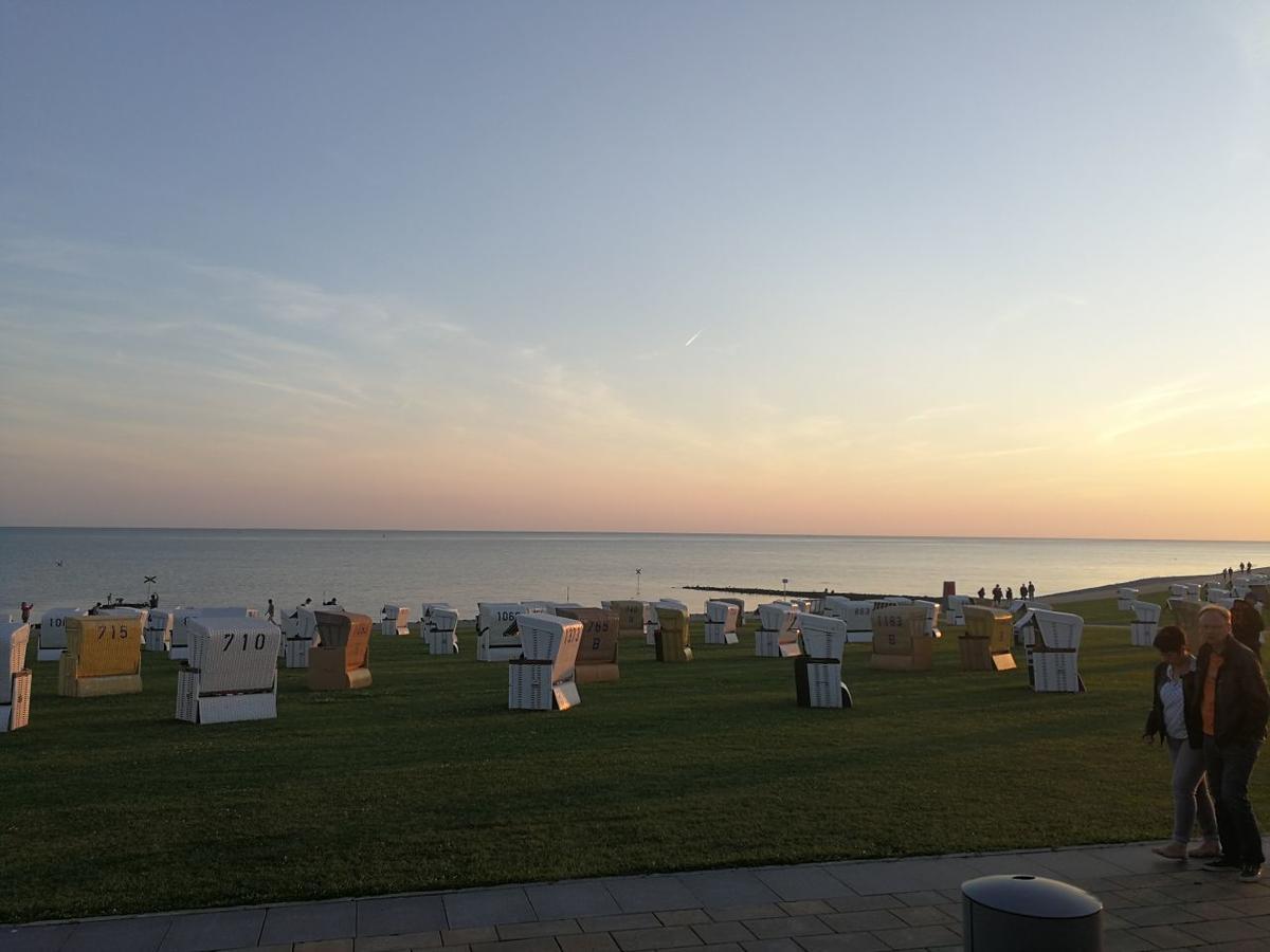 Strandhotel Salty บือซุม ภายนอก รูปภาพ